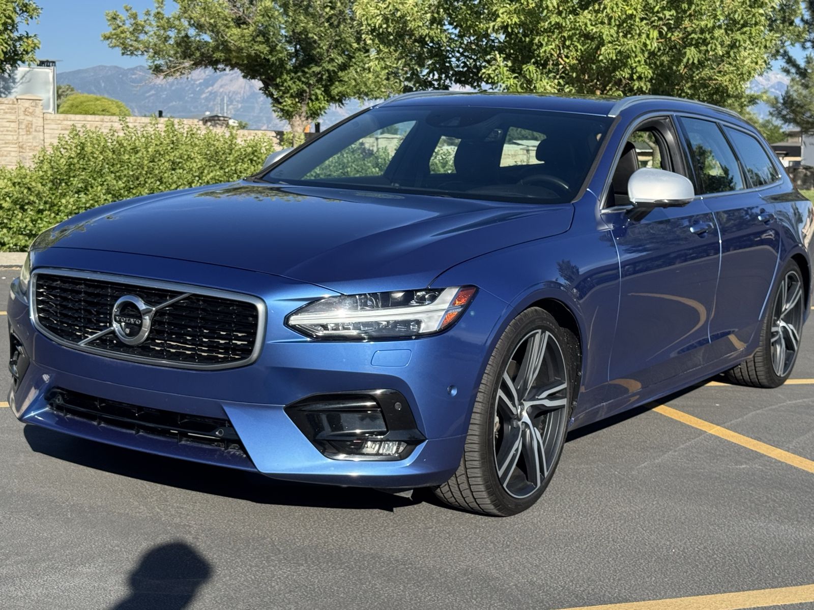 2019 Volvo V90 T5