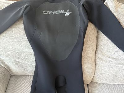 O’Neill 3/2 full wetsuit