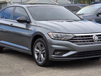 2019 Volkswagen Jetta R-Line