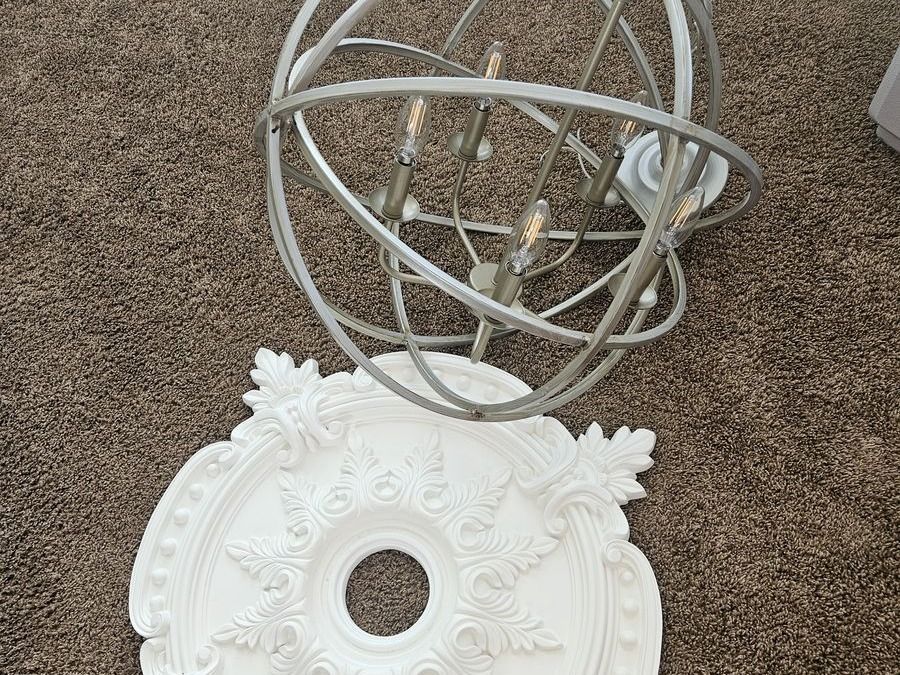 Main image 1