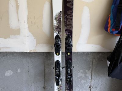 Armada Skis 150cm with Atomic Bindings