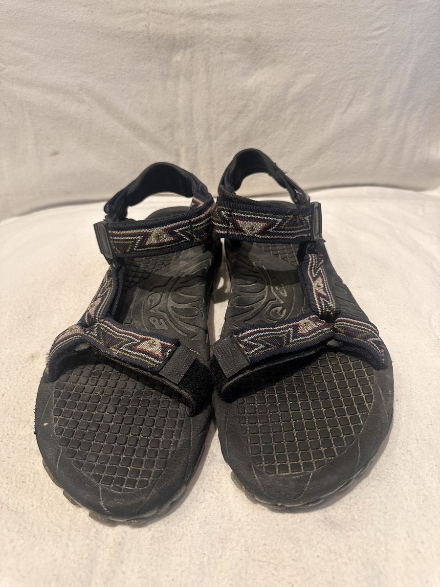 Teva men’s size 12 blue/burgundy/olive, hiking sandals
