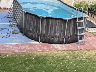 Bestway Power Steel Oval Above Ground Swimming Pool Set with Pump and Ladder