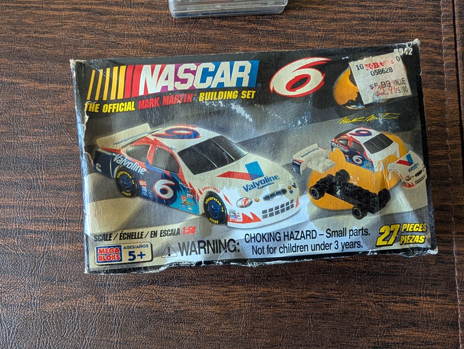 Mega Blocks NASCAR Mark Martin Valvoline Ford Taurus building set