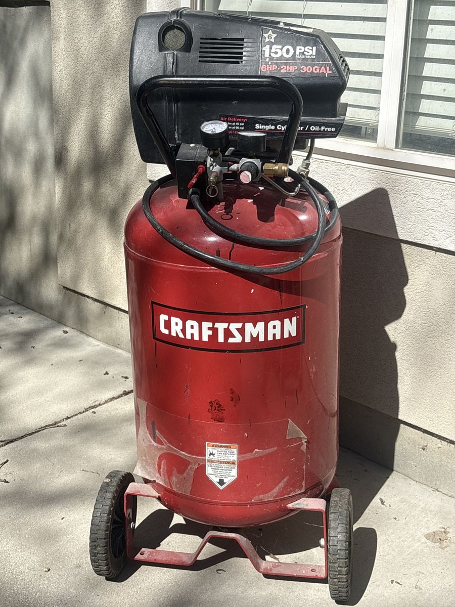 30 Gallon 150 PSI  Vertical Craftsman Compressor
