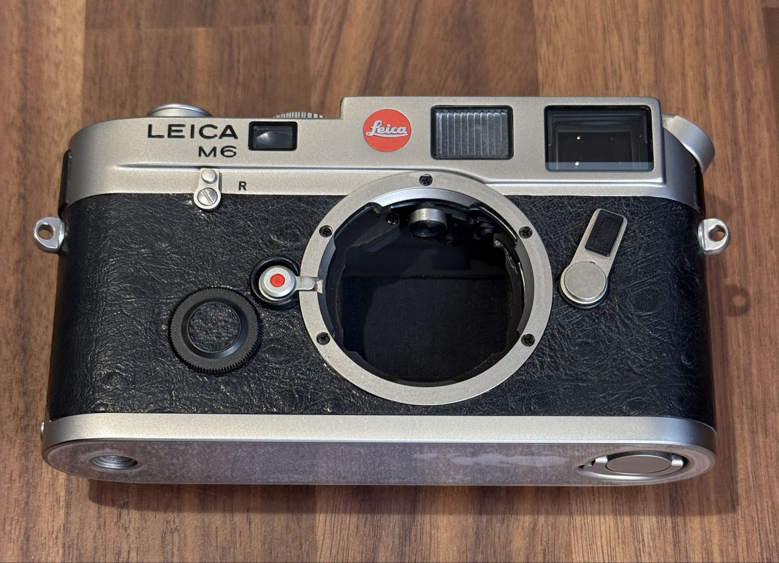 Leica M6 Titanium Excellent Condition (2024 CLA)