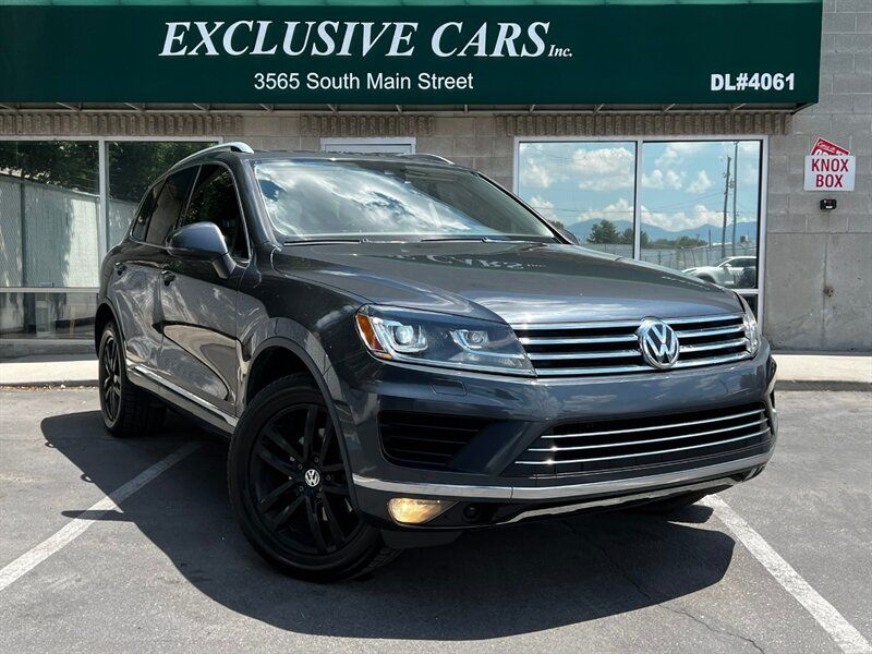2016 Volkswagen Touareg VR6 Lux