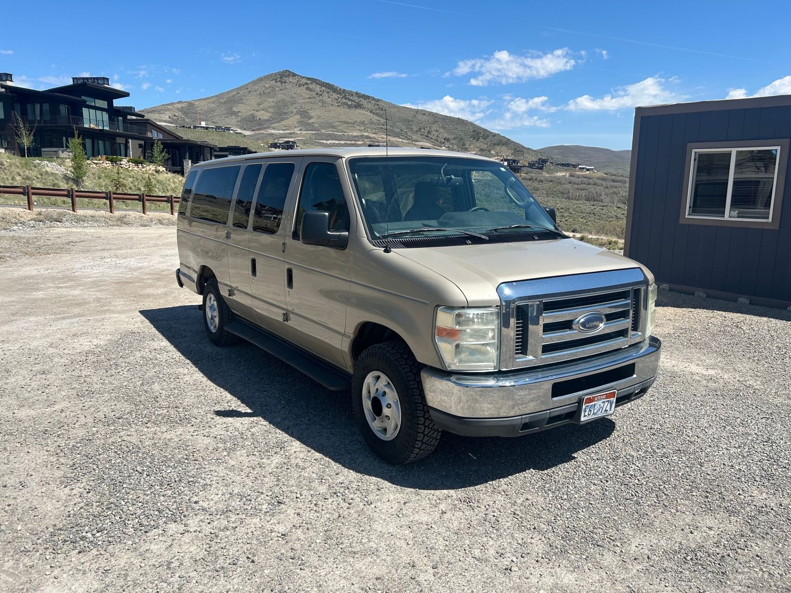 2010 Ford E-Series E-350 SD XLT