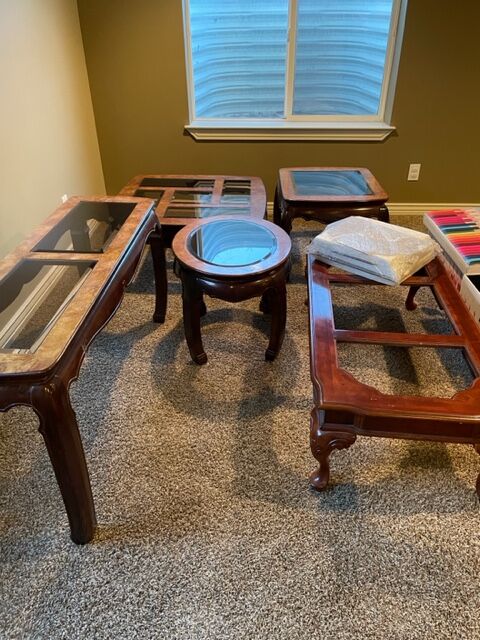 Set of 4 matching coffee/end tables