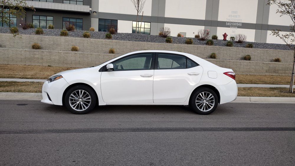 2014 TOYOTA COROLLA LE
