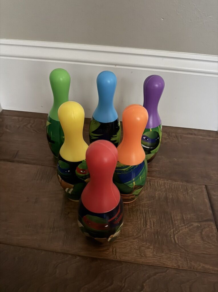 Teenage Mutant Ninja Turtle Bowling