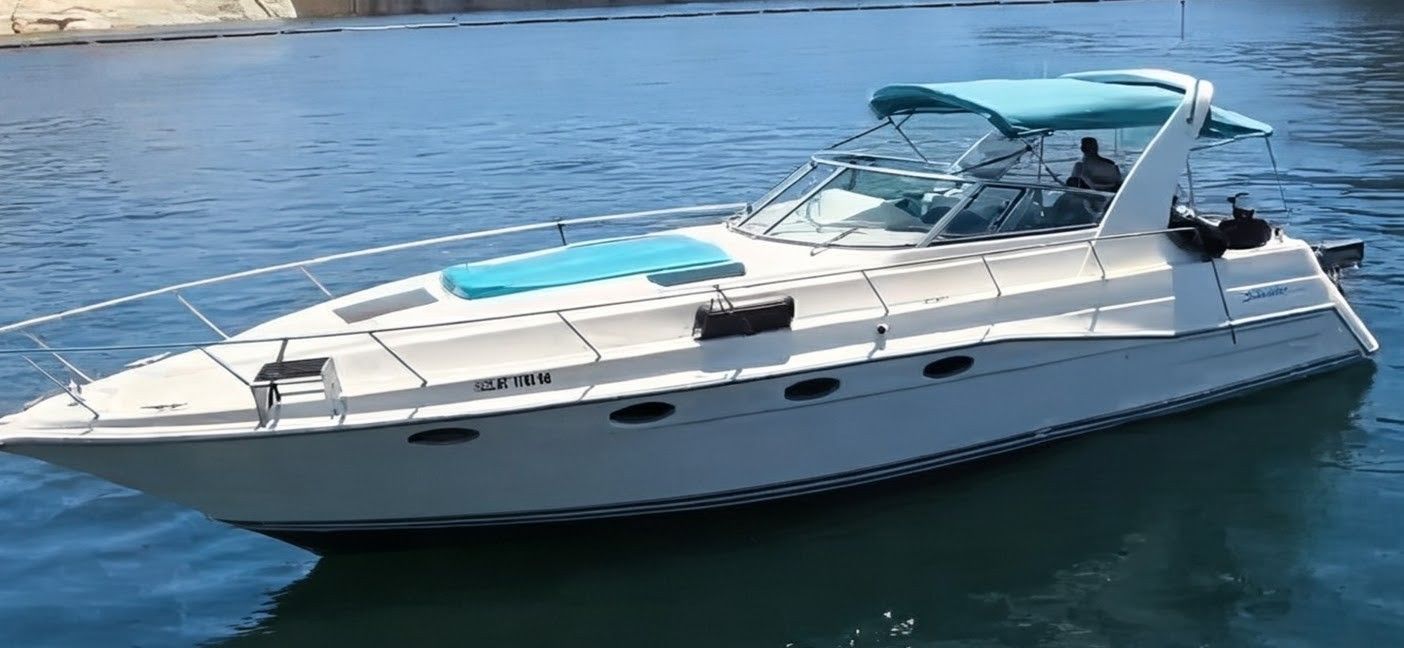 1994 Cruisers Yacht 3675