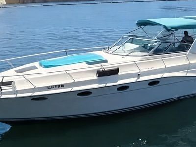 1994 Cruisers Yacht 3675