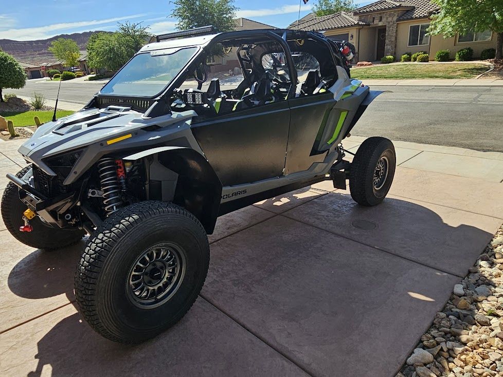 2022 POLARIS TURBO R ULTIMATE 4