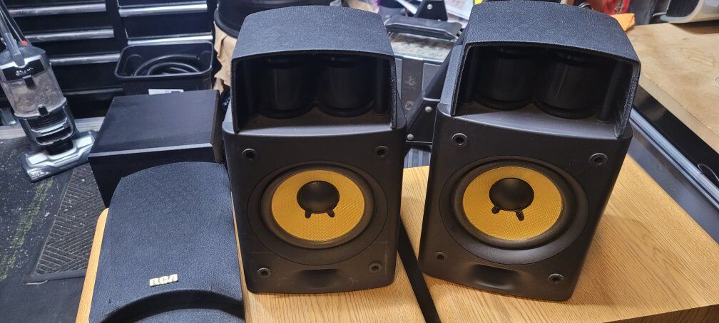 Rare rca speaker set.
