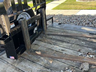 Skid steer style forks