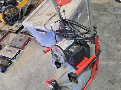 Drain cleaner machine