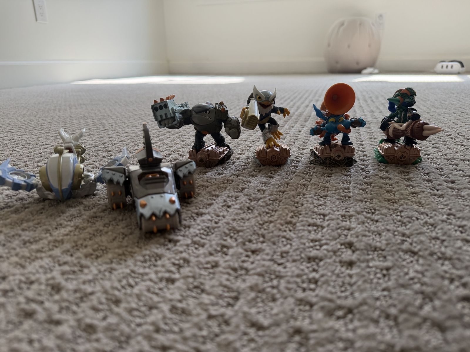 Skylanders SuperChargers Figures & Vehicles