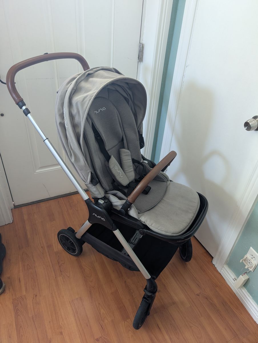 Nuna Triv stroller