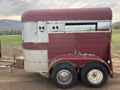 1974 Single Horse Trailer