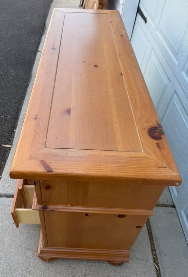 Main image 6