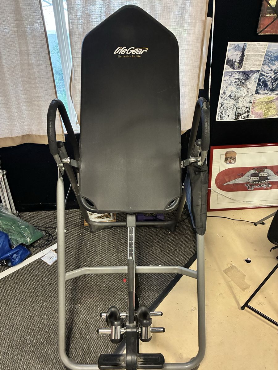 Back Decompression Machine/Stand