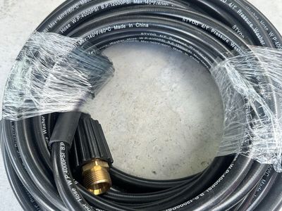 4000 PSI Pressure Washer Hose & Mean Green Concentrate