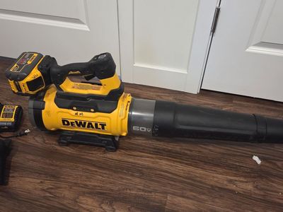 Dewalt leaf blower