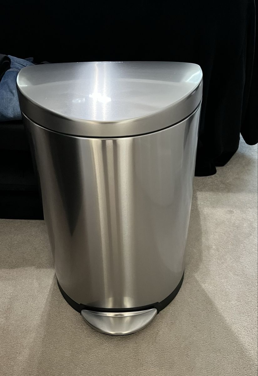 Simple human stainless steel trashcan 45 liter