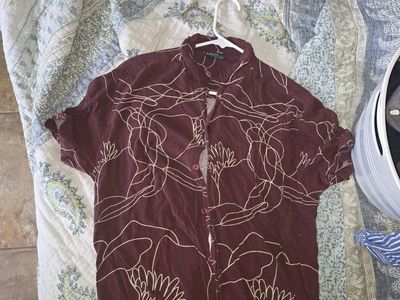 men's short sleeve collared shirt