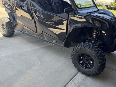 2022 Can-Am Maverick sport max 1000r DPS.