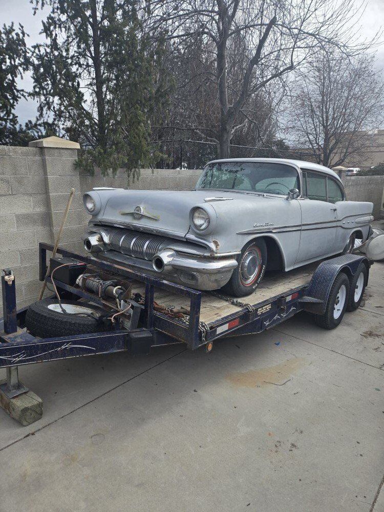1957 Pontiac