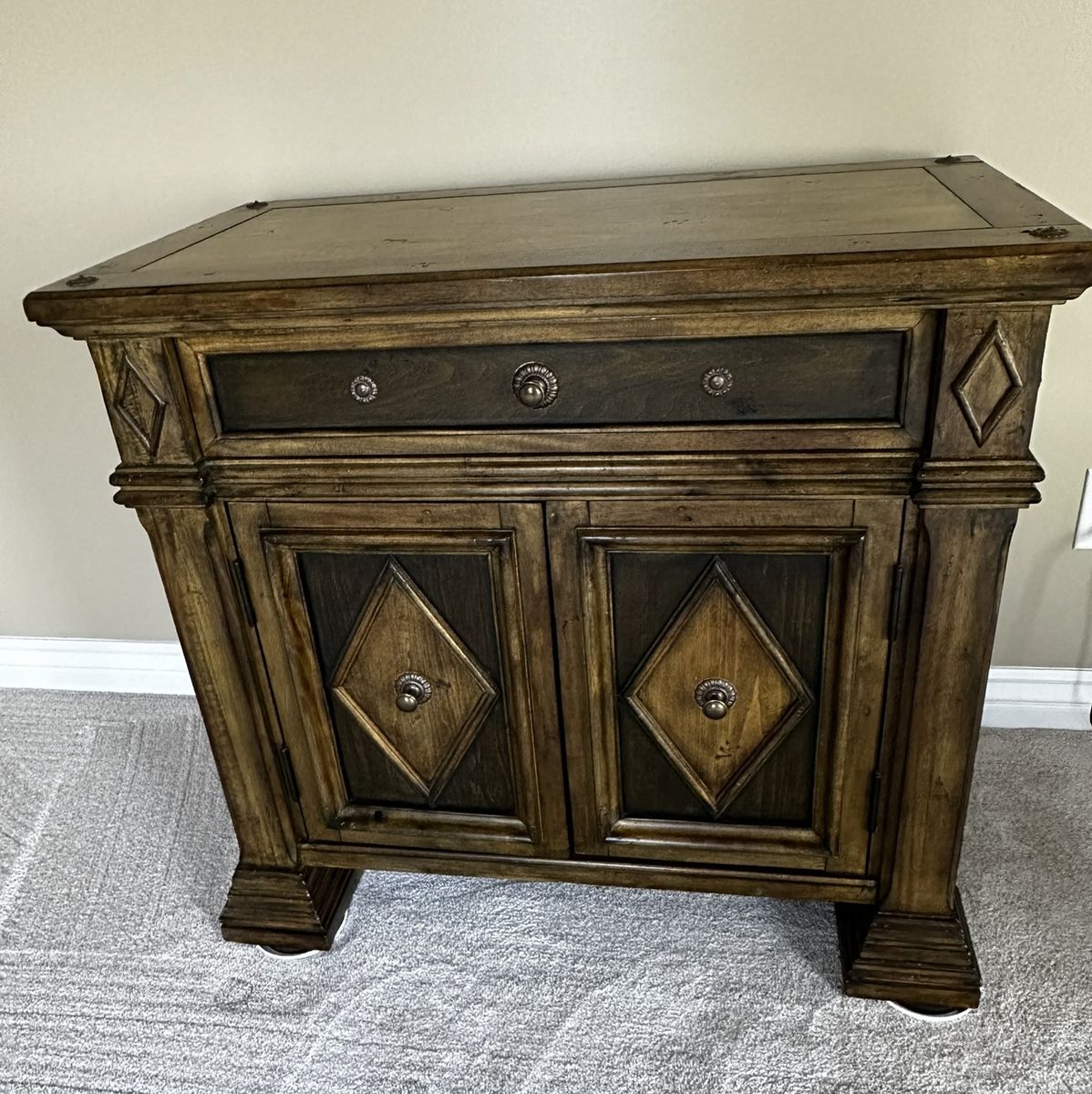 Solid Wood Nightstand / Accent Cabinet – Drawer & Adjustable Shelf