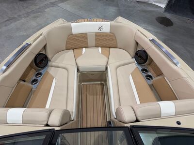 2025 Mastercraft X24