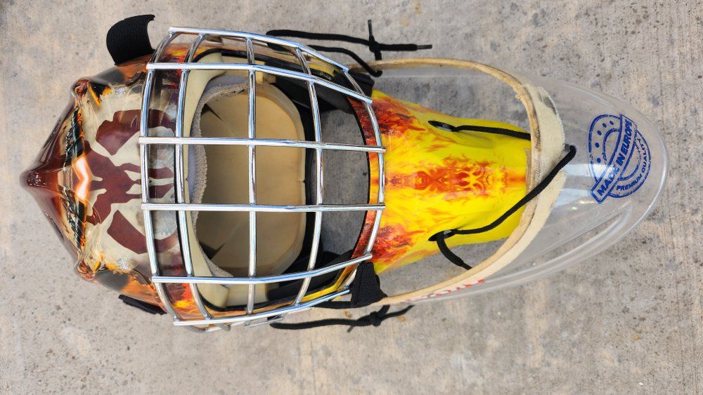 Bauer goalie helmet mask