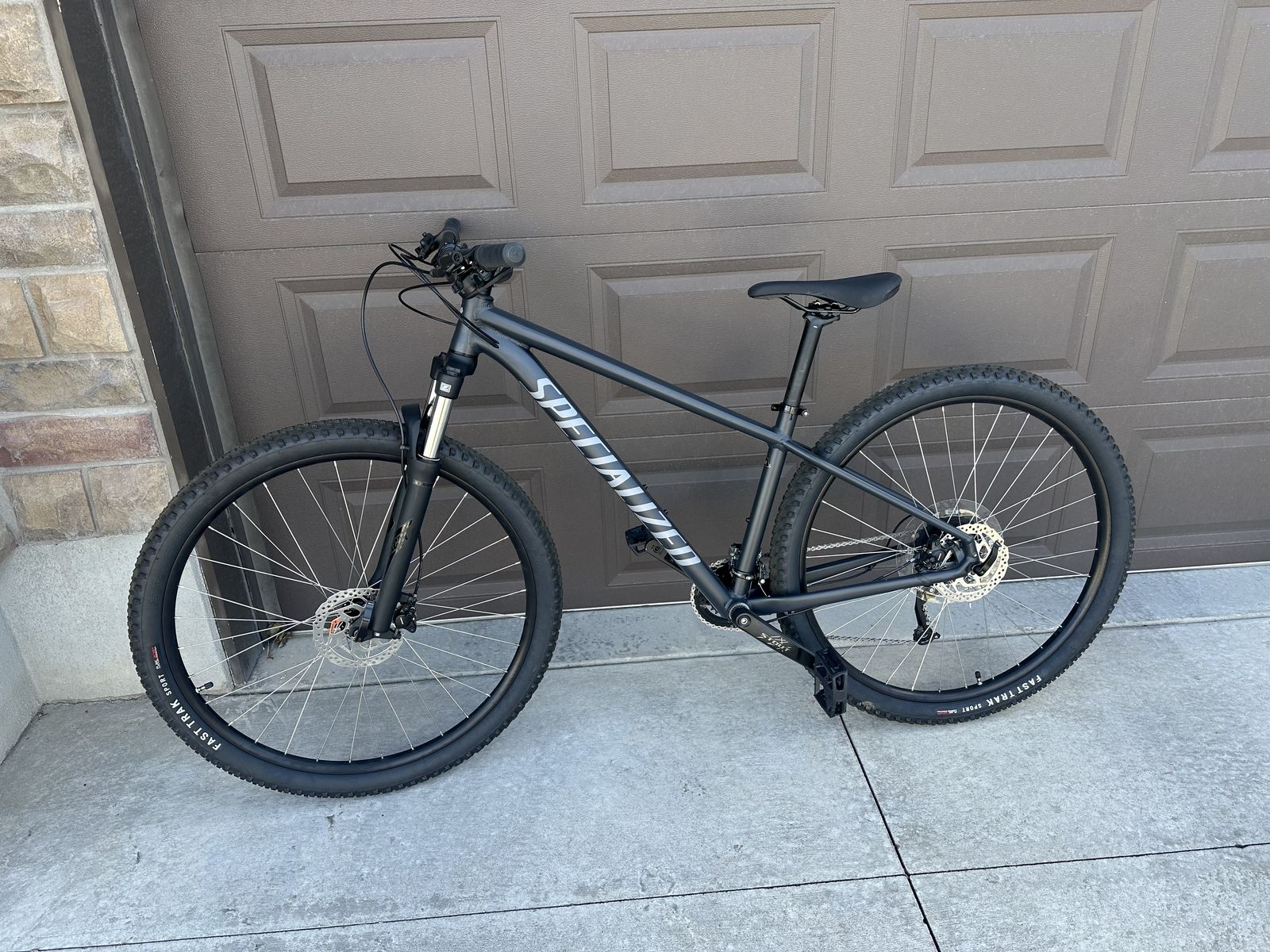 Specialized Rockhopper Mountain bike