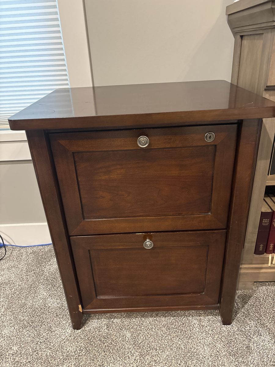 2 Drawer Wood filing cabinet w/ lock and key