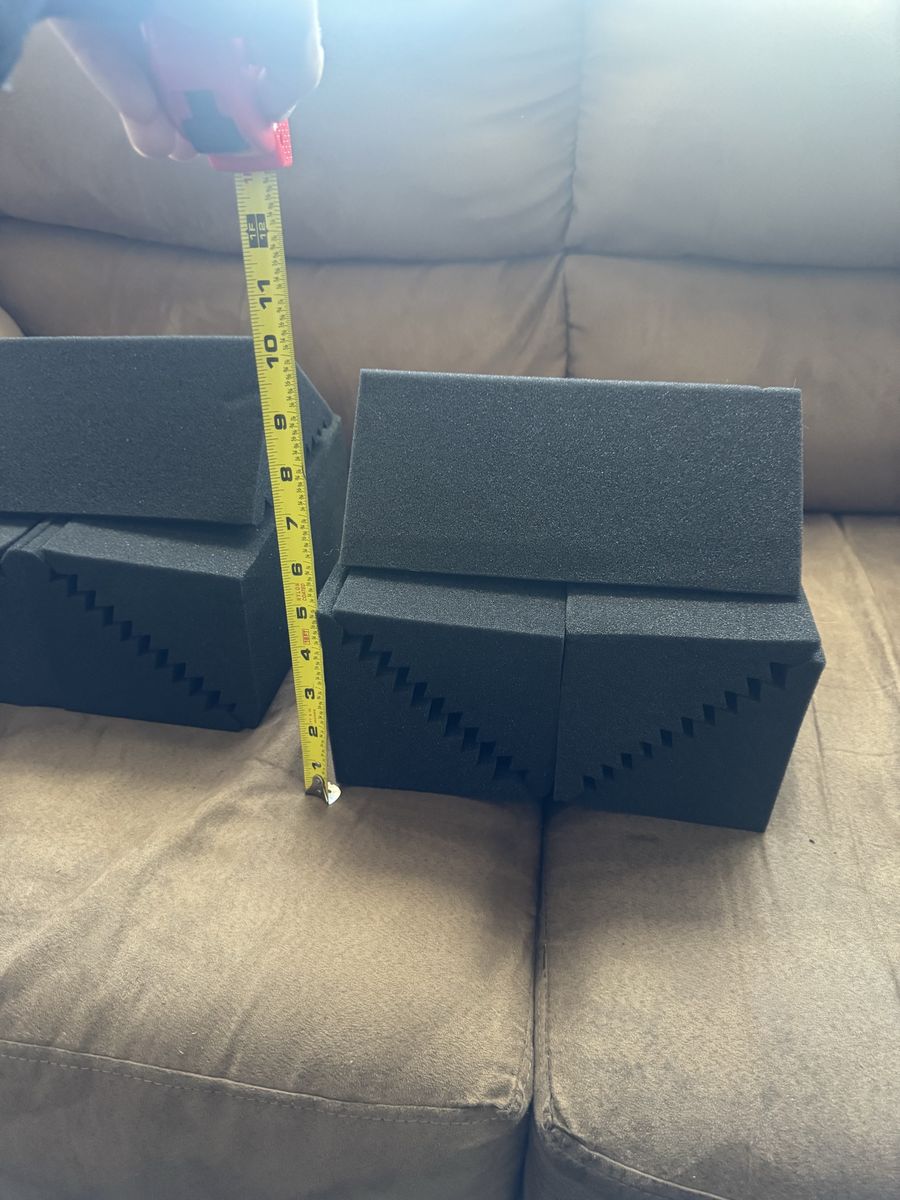 Main image 3