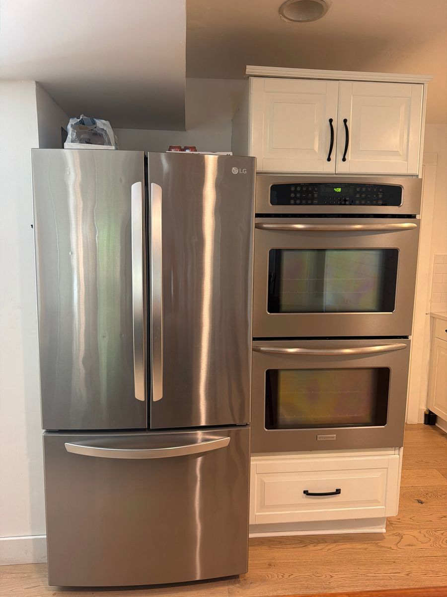 LG 33-Inch French Door Refrigerator in Stainless Steel