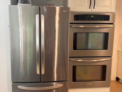 LG 33-Inch French Door Refrigerator in Stainless Steel