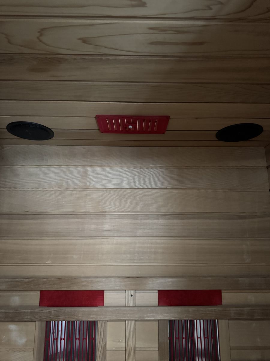Main image 7