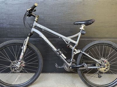 Specialized FSR XC Mountain Bike - Gray, Full Suspension