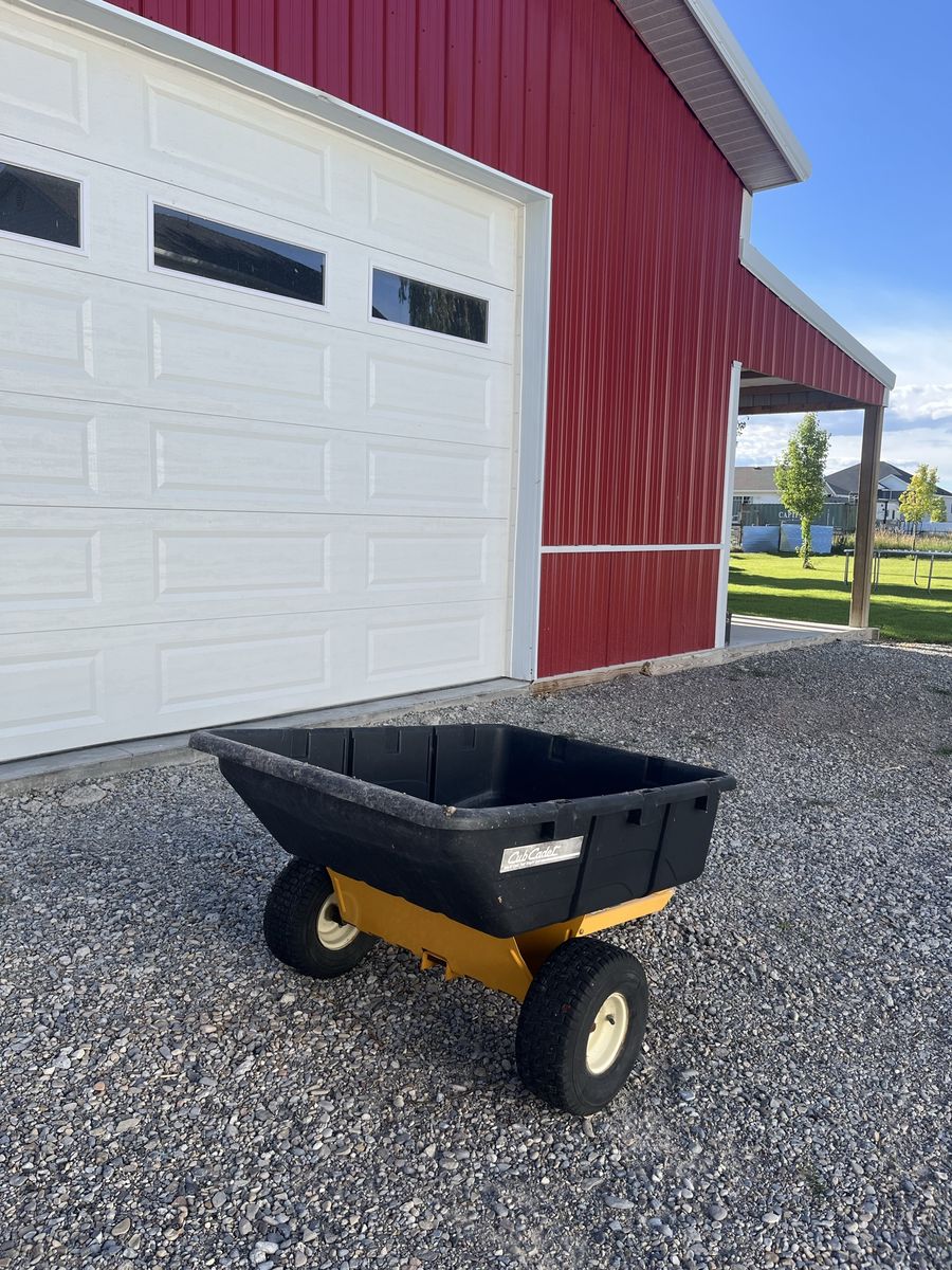 Cub Cadet Yellow & Black Lawn & Garden Cart Dump Trailer