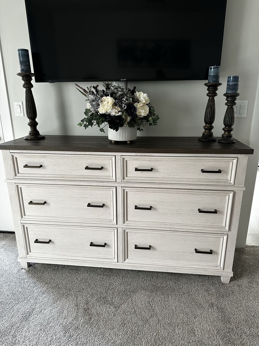 Two-Tone 6-Drawer Wooden Dresser White Body with Dark Brown Top