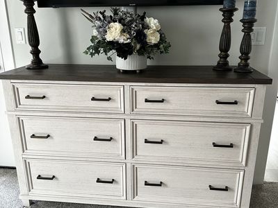 Two-Tone 6-Drawer Wooden Dresser White Body with Dark Brown Top