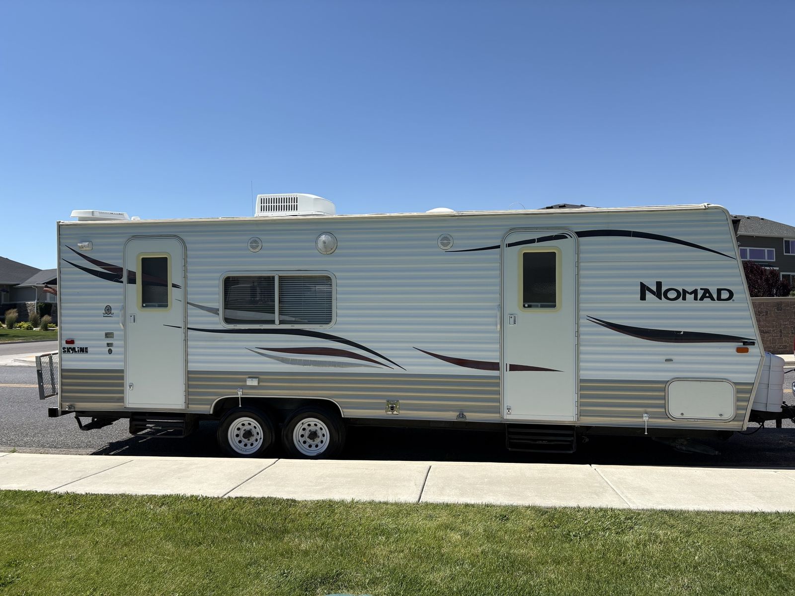Skyline Nomad Travel Trailer, Bumper Pull, 2008 Model, Great Condition for Adventures