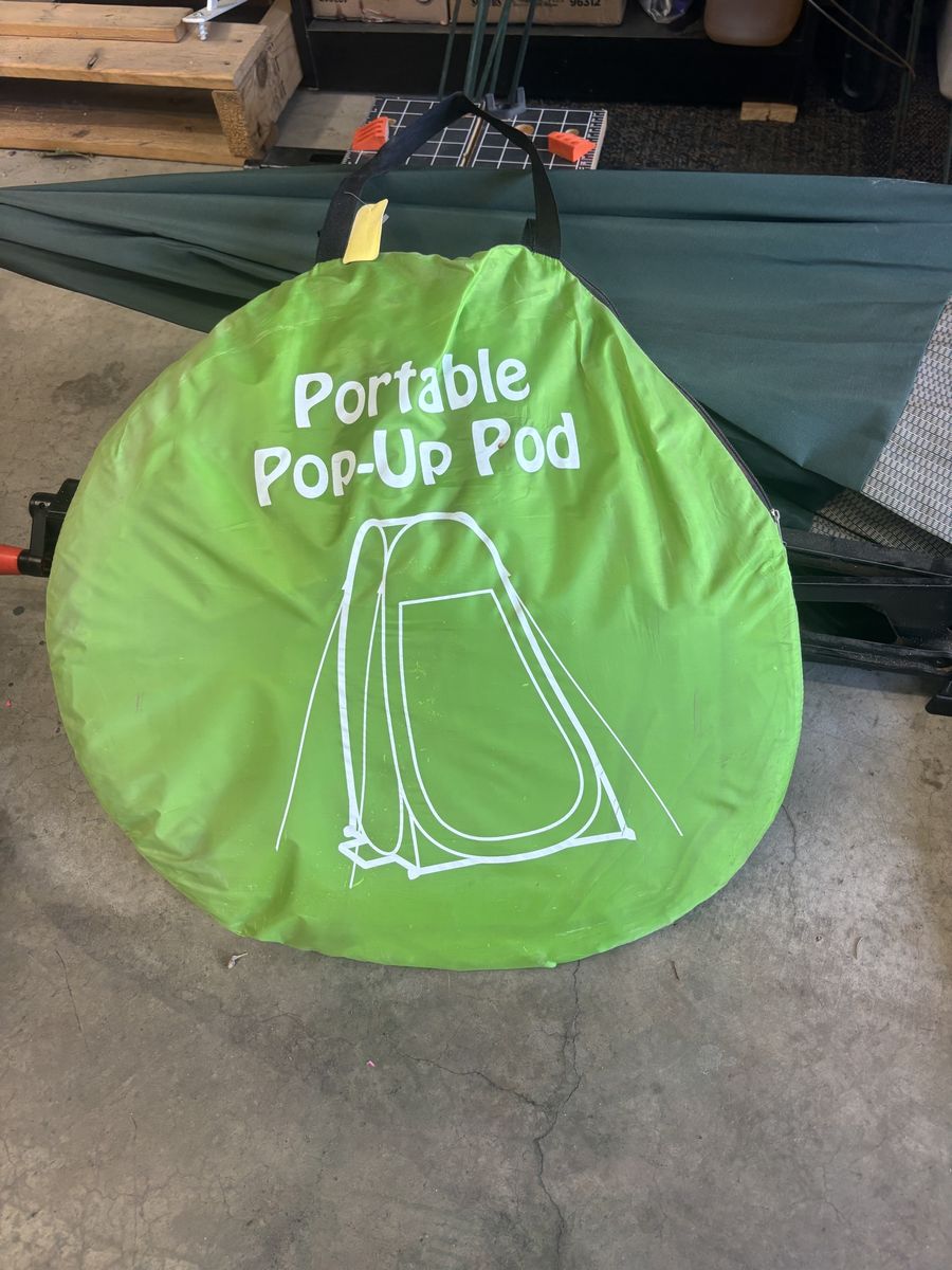 Portable pop up pod