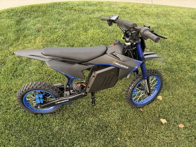 Skeri Electric Dirt Bike - New but assembled
