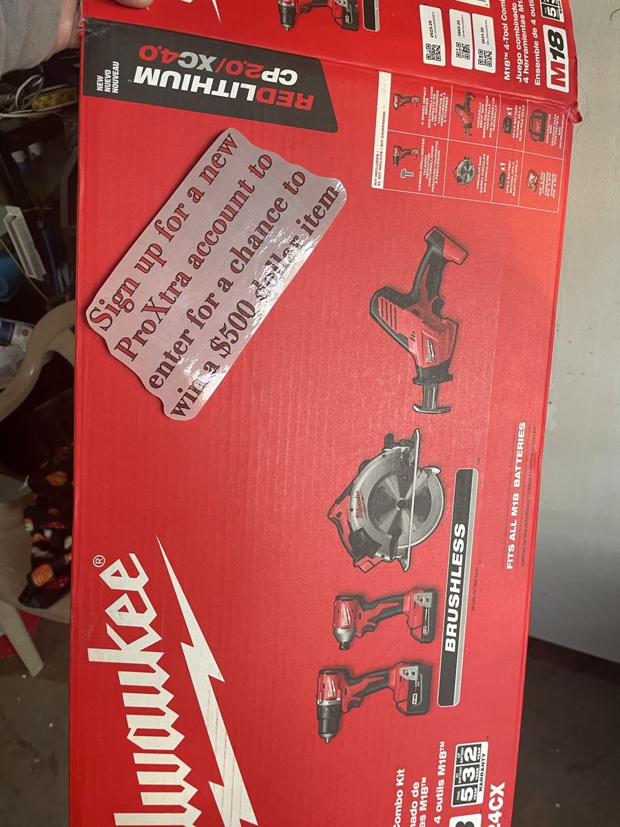 Brand New milwaukee m18 4-tool combo kit 3693-24cx