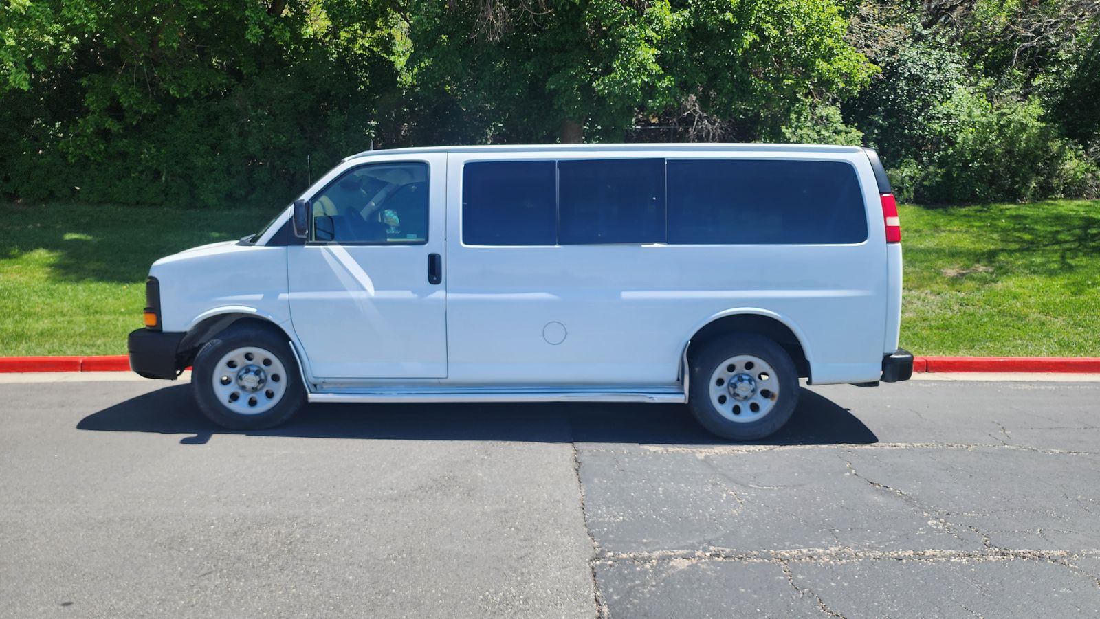 2011 Chevrolet Express LS 1500
